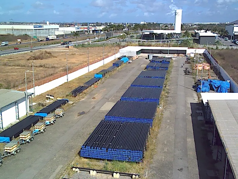 Usina solar fotovoltaica de 780 kWp instalada sobre telhado de centro de distribuição